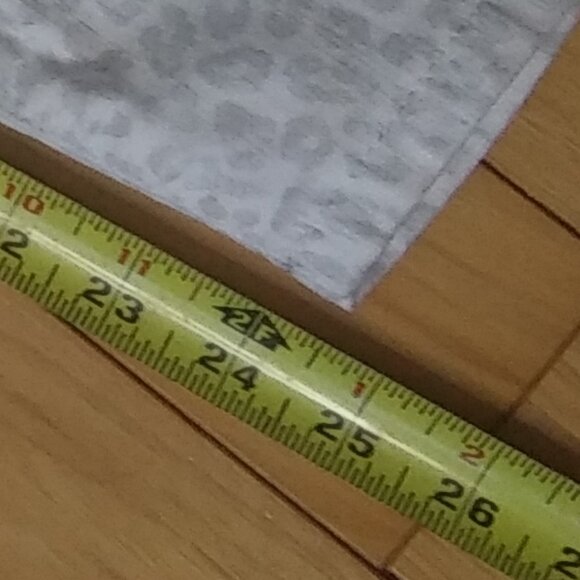 Soft surroundings white with silver gray animal print pull on pants  size 2X - Picture 10 of 16